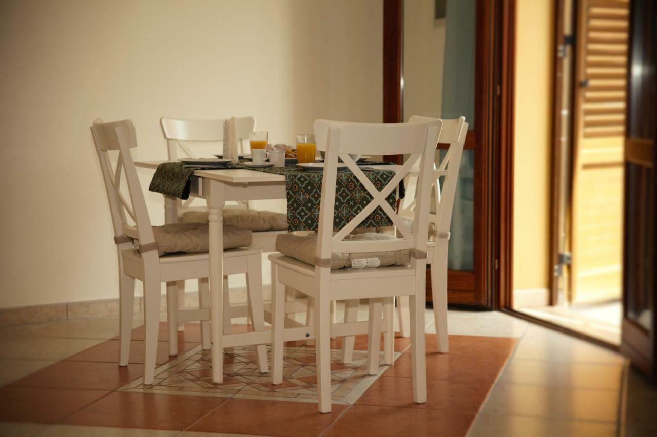 Bnb Donnalaura Carini Exterior foto