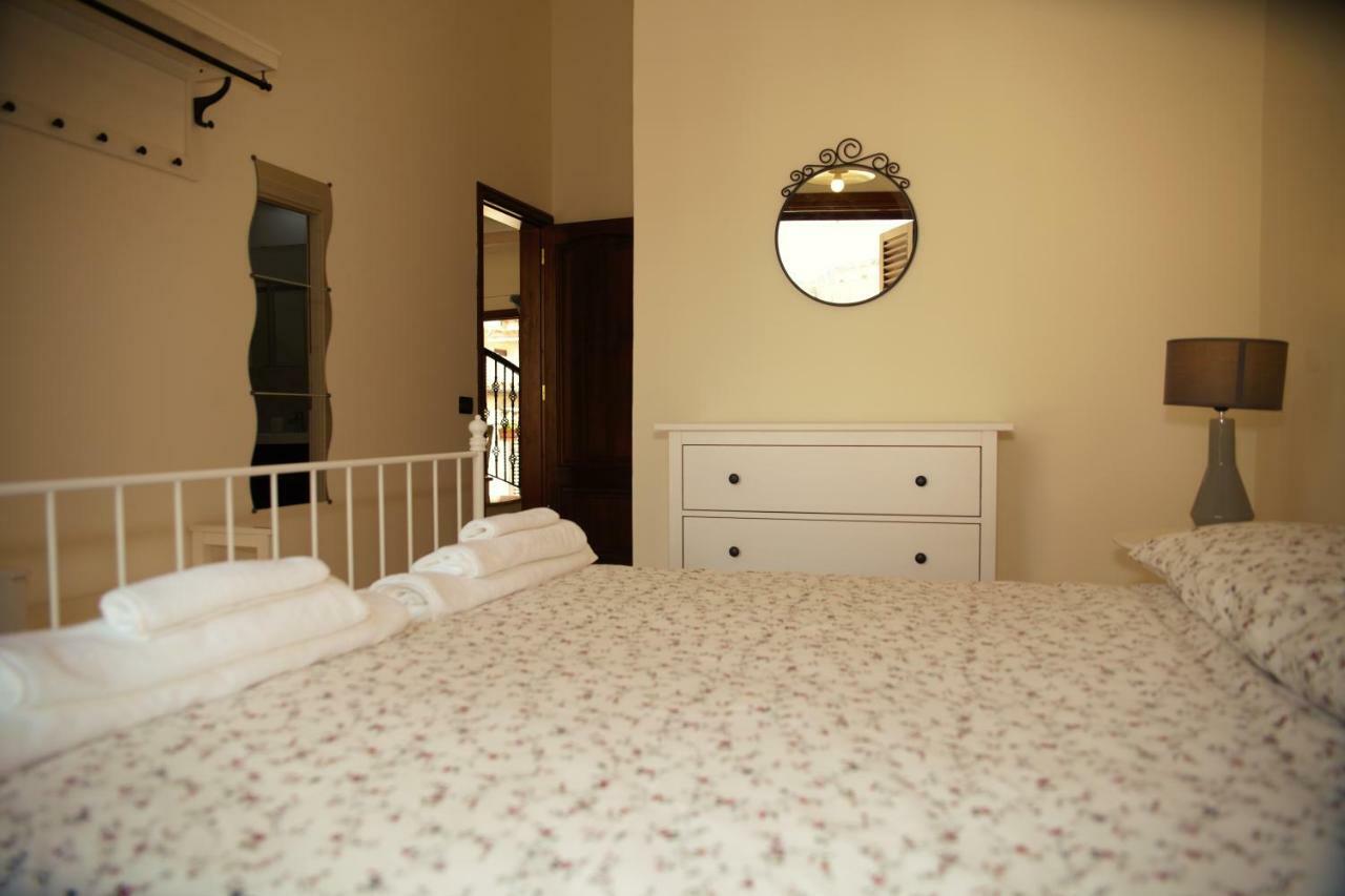 Bnb Donnalaura Carini Exterior foto